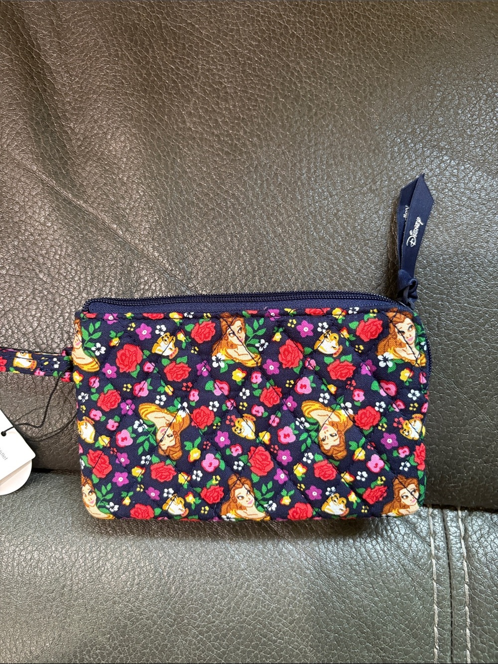 Vera Bradley essential zip wrislet in belle rose floral